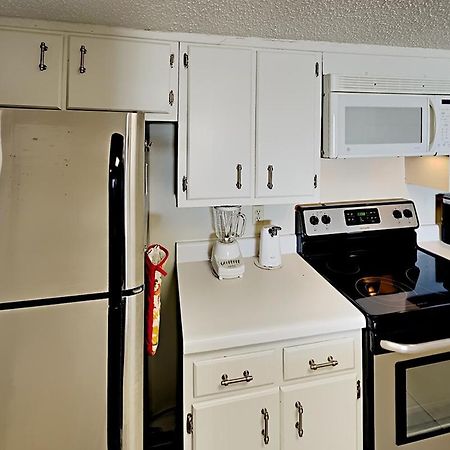 Dream Vacation: Oceanfront Condo Tennis Courts Миртл-Бич Экстерьер фото
